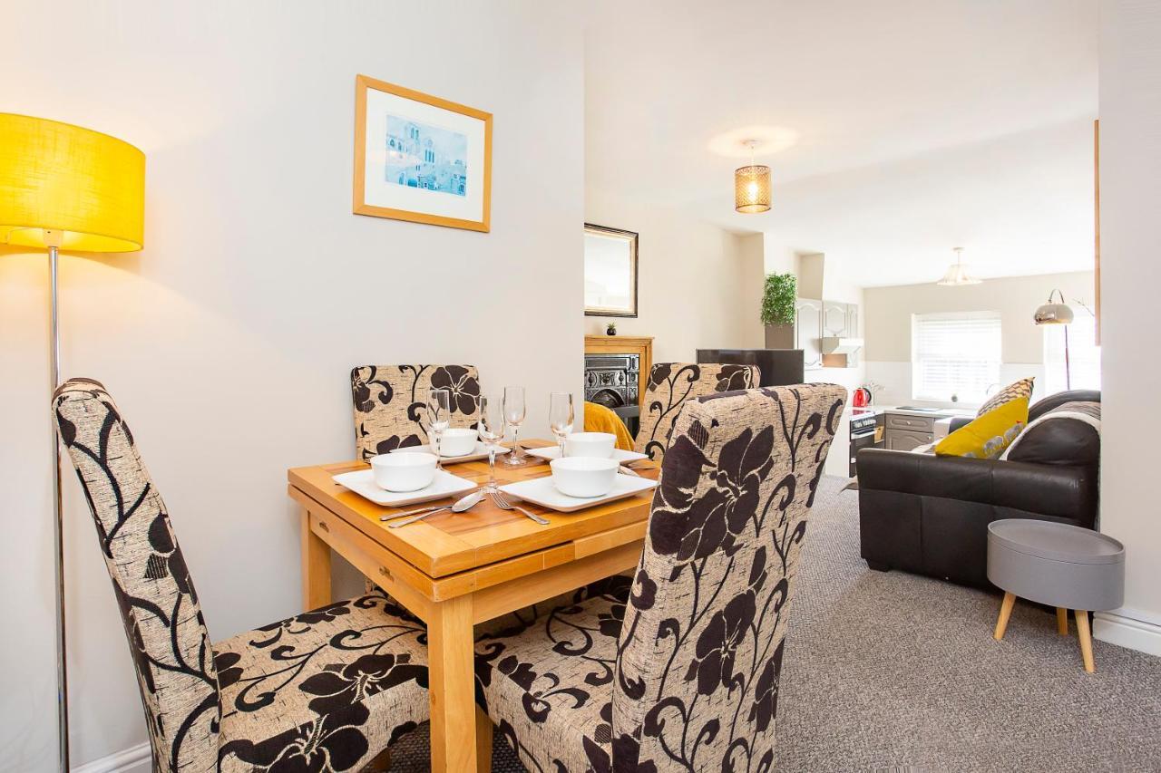 Courtyard Apartment York Esterno foto